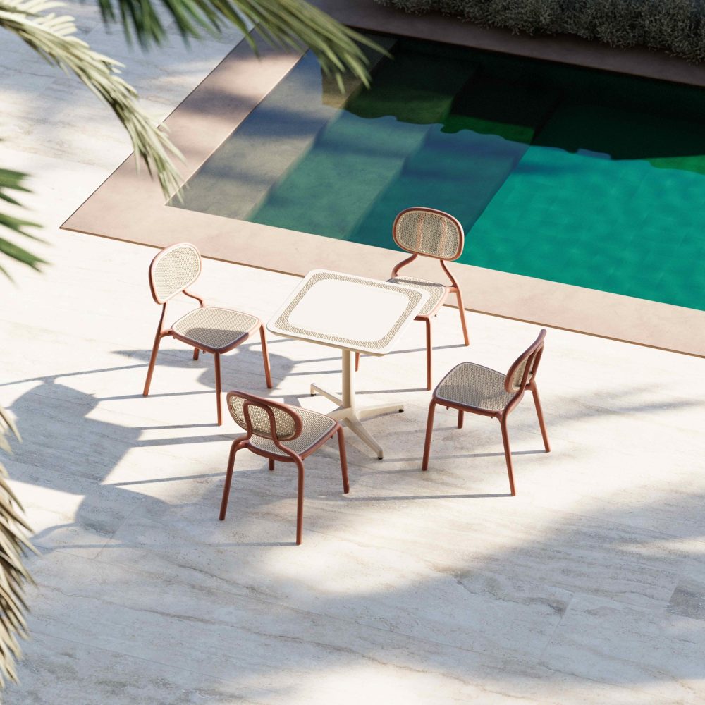 b8df99db-223f-4274-bbc0-85f3cc6deb57